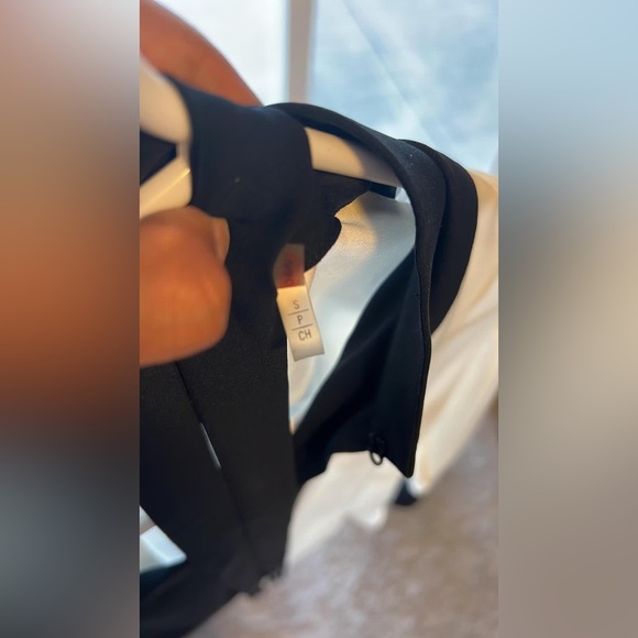 ELIE TAHARI Mavrick TwoTone Silk Blouse - - Picture 8 of 9